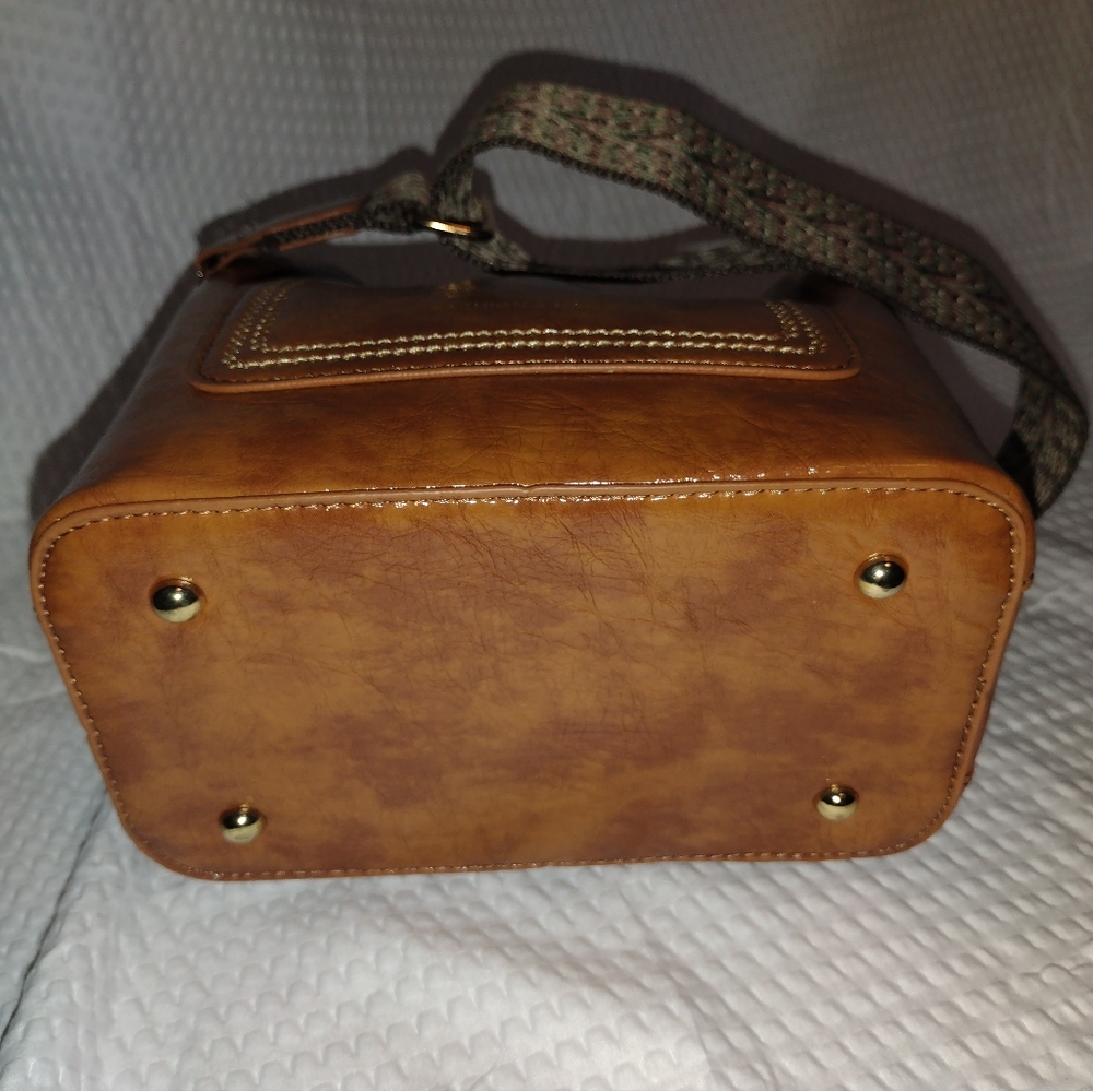 Brown  Crossbody Bag - Picture 8 of 9